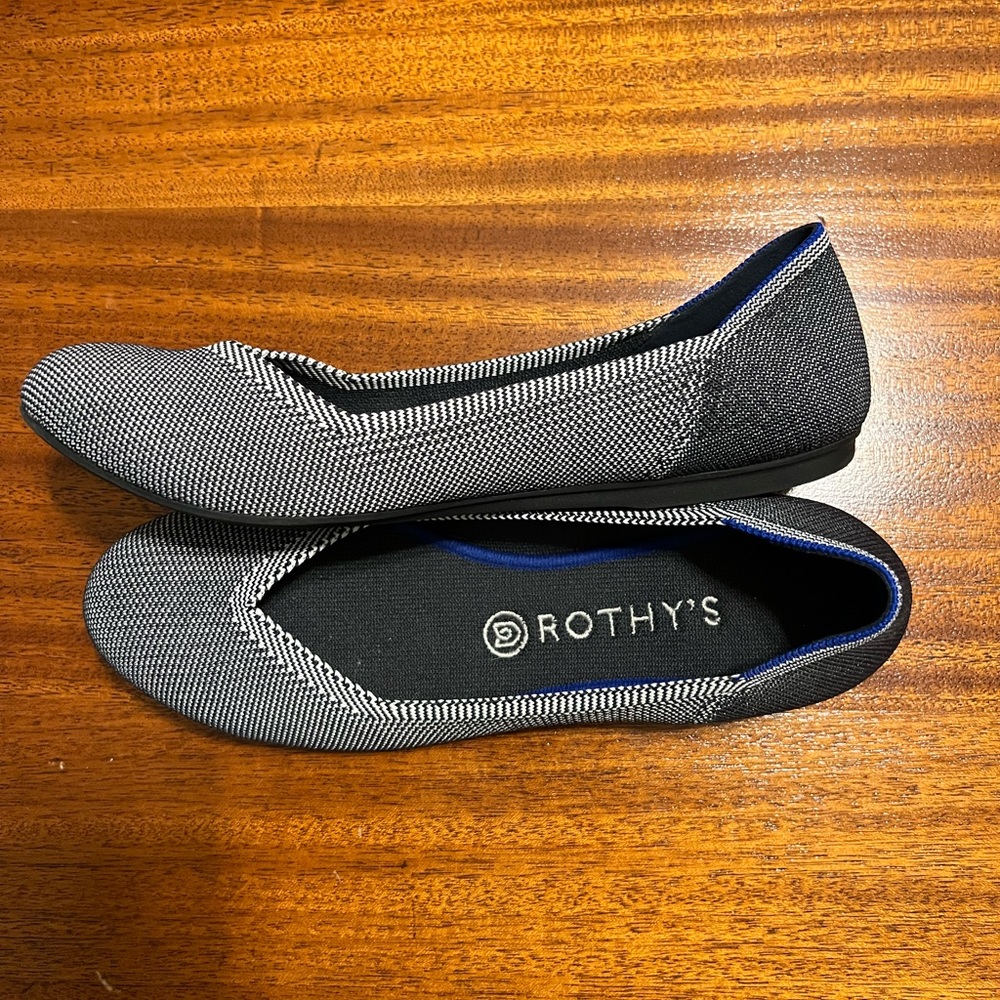 Rothy’s flats - Brand New